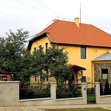 Nemes Apartman Eger Rom bilde