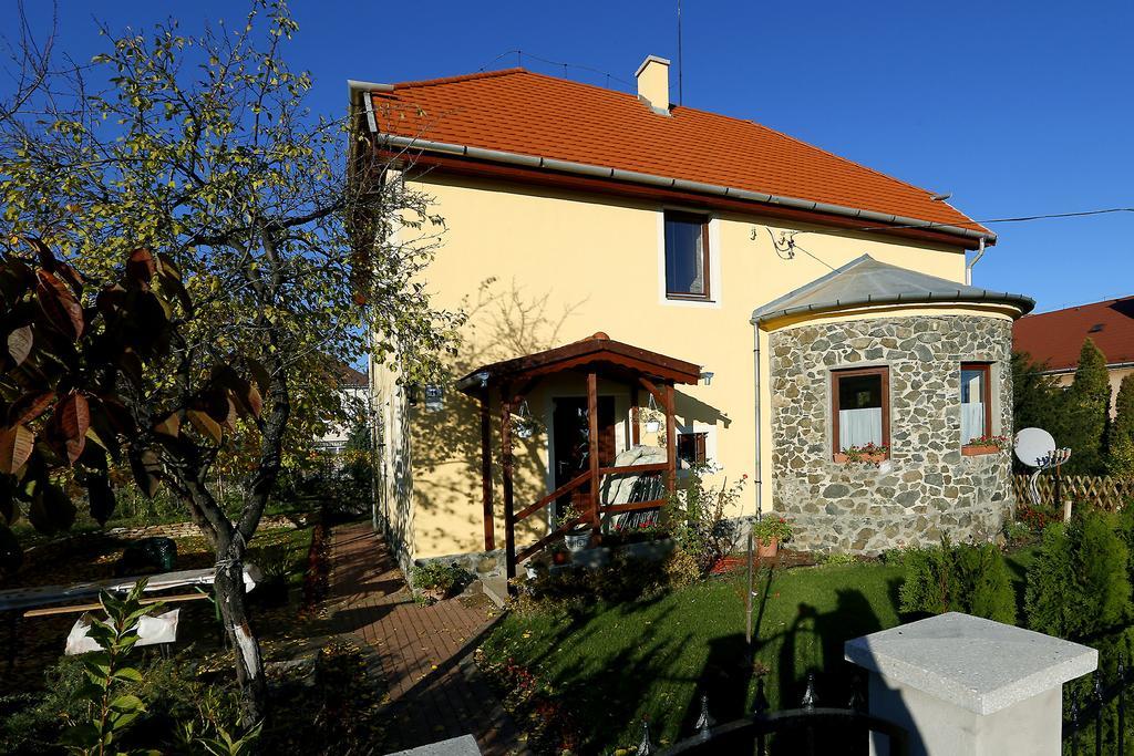 Nemes Apartman Eger Eksteriør bilde